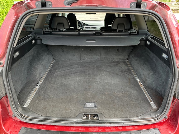 Volvo V70 6 of 15