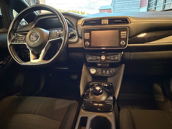Nissan Leaf 11 of 14