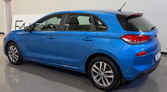 Hyundai i30 3 of 7