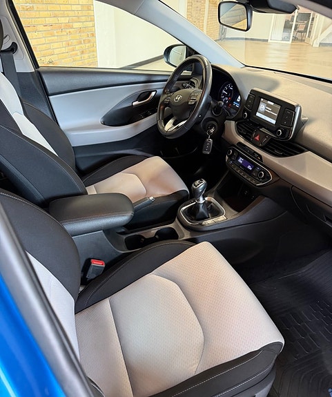 Hyundai i30 6 of 7