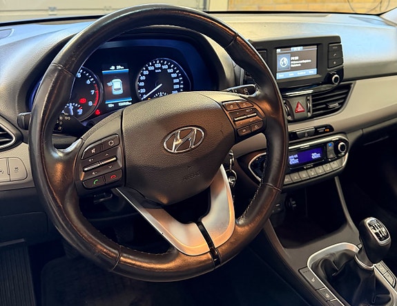 Hyundai i30 4 of 7