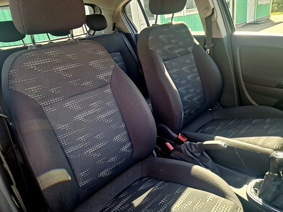 Opel Corsa 17 of 18