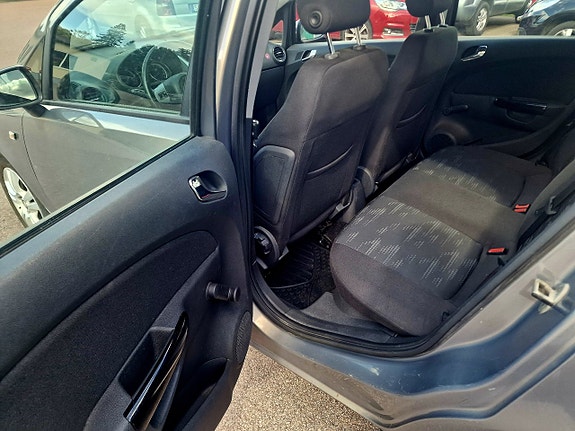 Opel Corsa 10 of 18