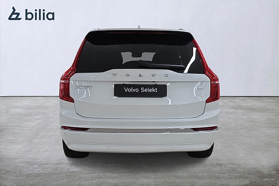 Volvo XC90 5 of 25