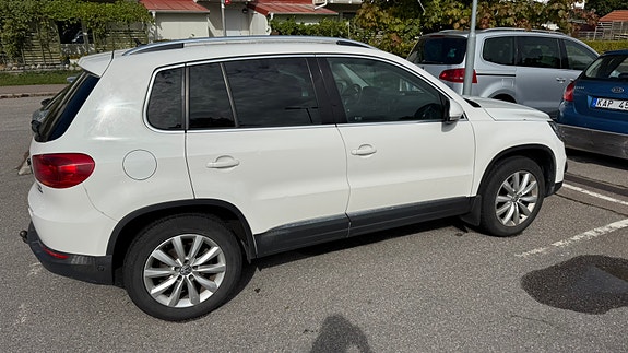 Volkswagen Tiguan 4 of 8