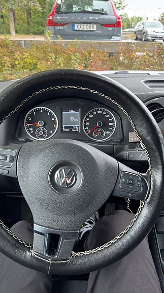 Volkswagen Tiguan 6 of 8
