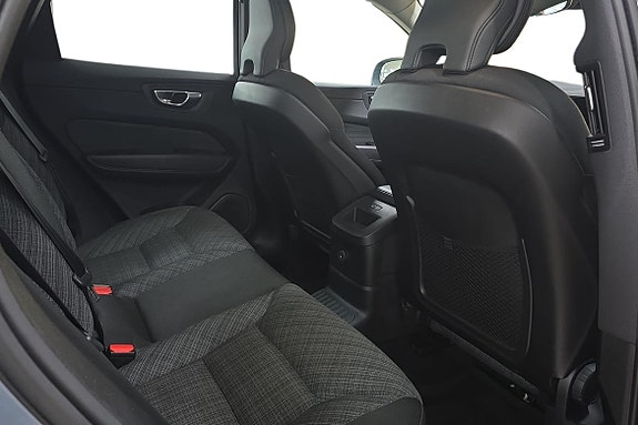 Volvo XC60 9 of 22