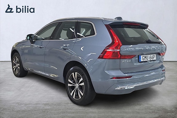 Volvo XC60 2 of 22