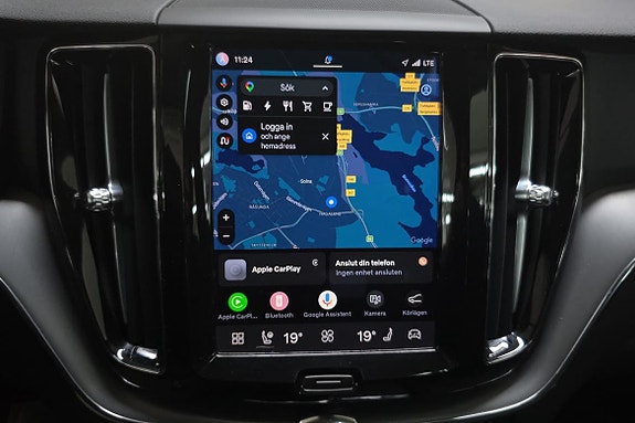 Volvo XC60 15 of 22