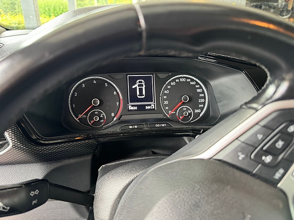 Volkswagen T-Cross 5 of 9