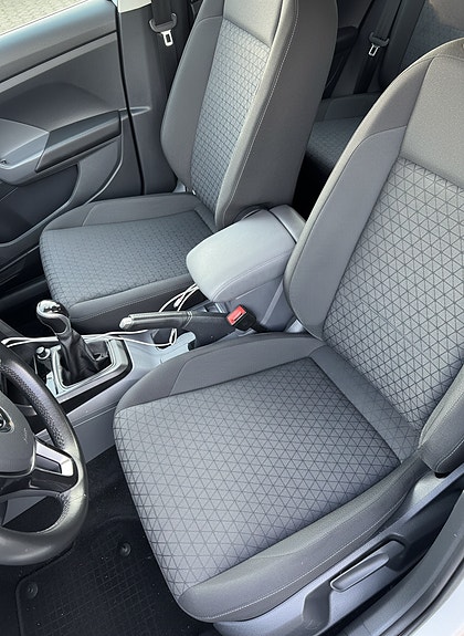 Volkswagen T-Cross 7 of 9