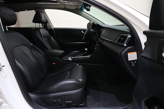 Kia Optima 17 of 24