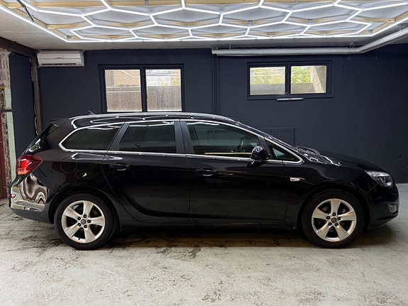 Opel Astra 5 of 15