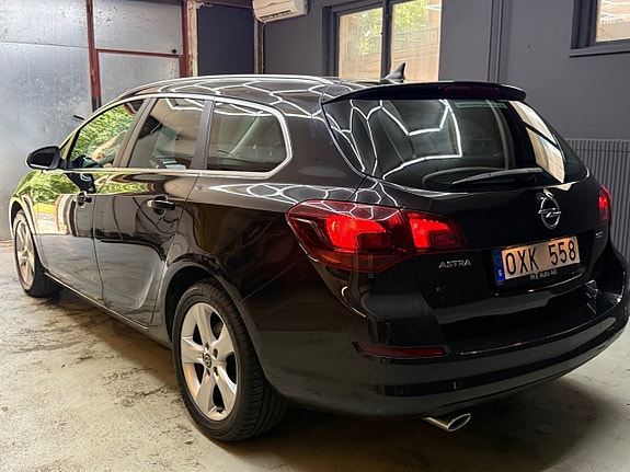 Opel Astra 3 of 15