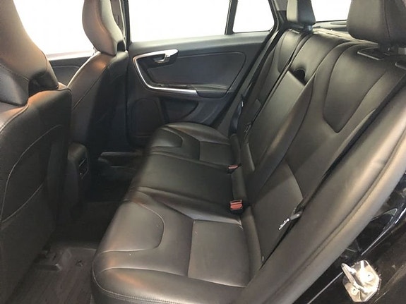 Volvo V60 6 of 9