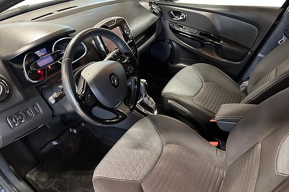 Renault Clio 12 of 24