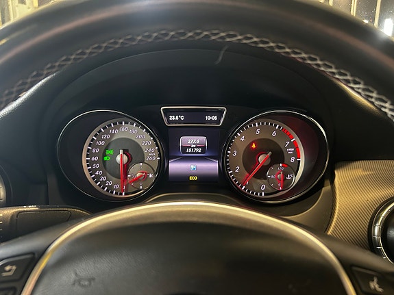Mercedes-Benz CLA200 10 of 15