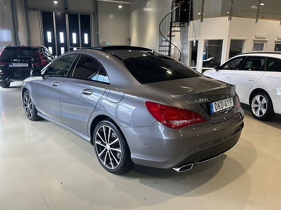 Mercedes-Benz CLA200 4 of 15
