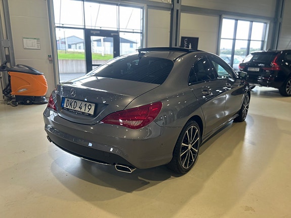 Mercedes-Benz CLA200 3 of 15