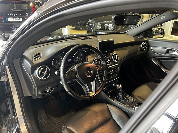 Mercedes-Benz CLA200 7 of 15