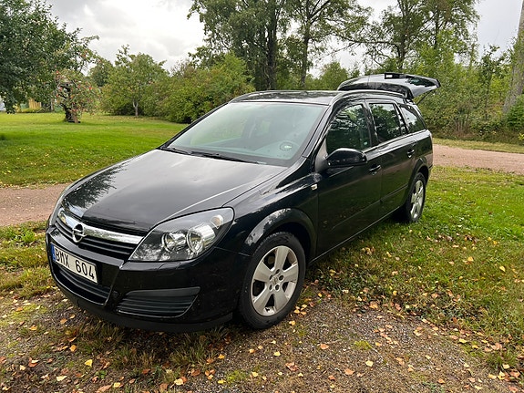 Opel Astra 3 of 5