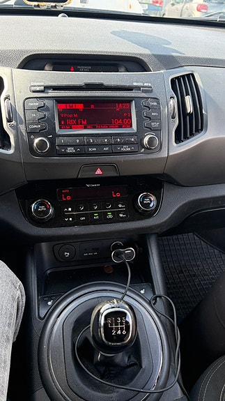 Kia Sportage 4 of 9