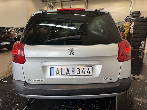 Peugeot 207 SW 4 of 22