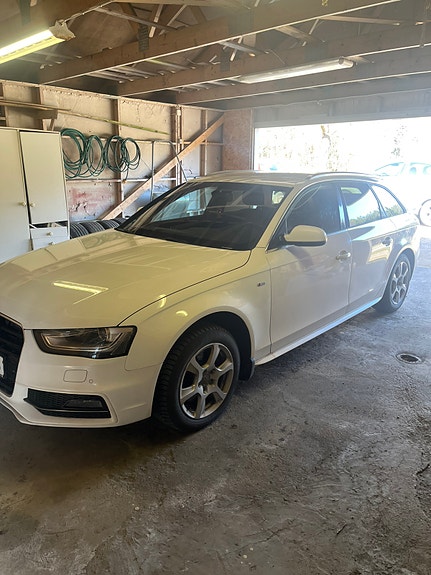 Audi A4 3 of 7