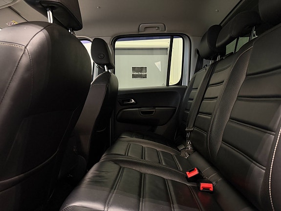 Volkswagen Amarok 21 of 30
