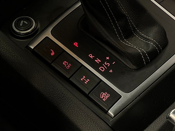 Volkswagen Amarok 27 of 30