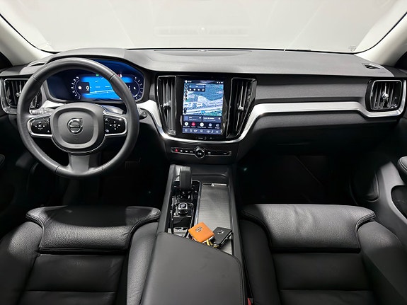 Volvo V60 Cross Country 17 of 30