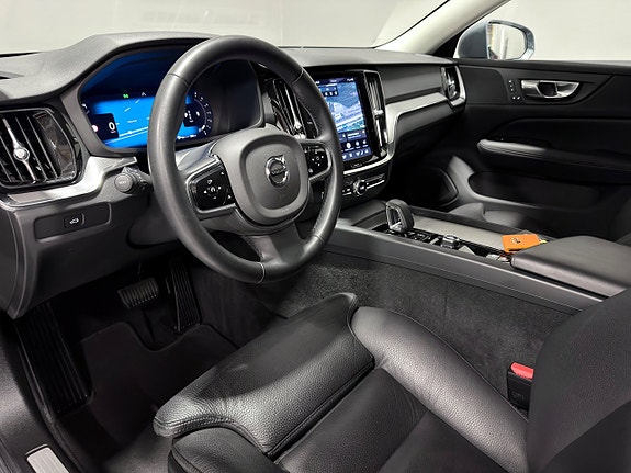 Volvo V60 Cross Country 16 of 30