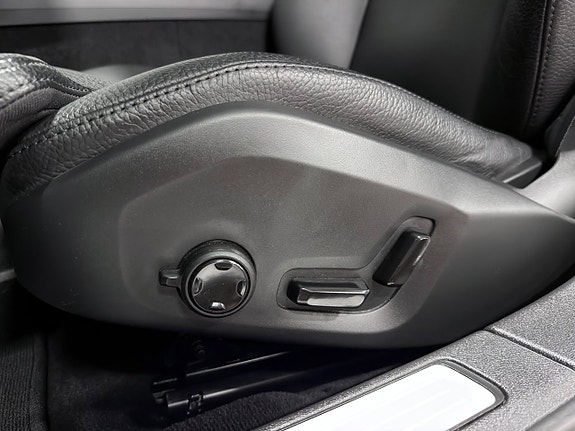 Volvo V60 Cross Country 15 of 30