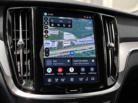 Volvo V60 Cross Country 19 of 30