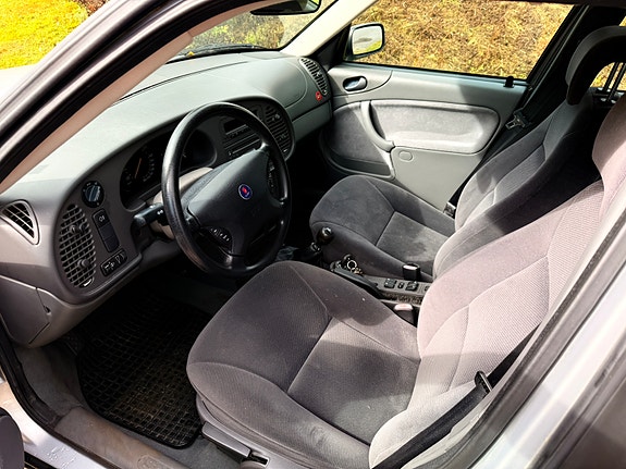 Saab 9-3 6 of 6