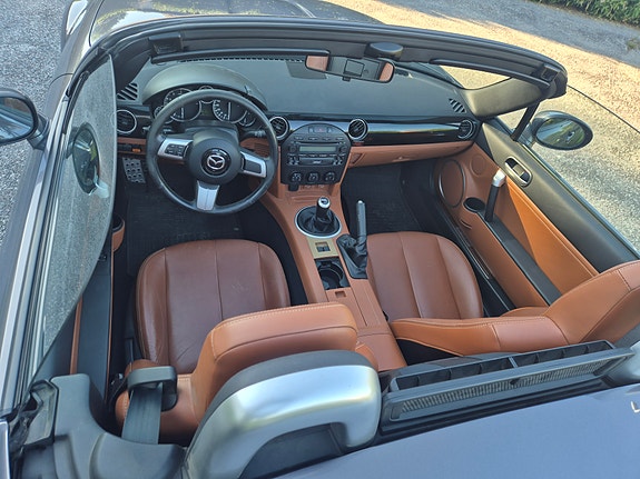 Mazda MX-5 6 of 6