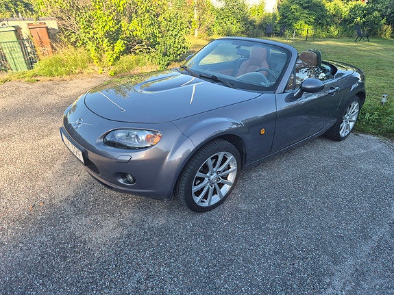 Mazda MX-5 3 of 6