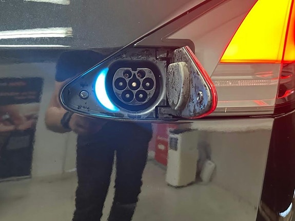 Tesla Model X 6 of 30