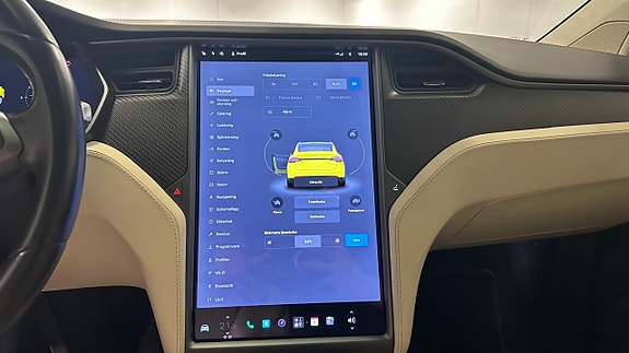 Tesla Model X 30 of 30