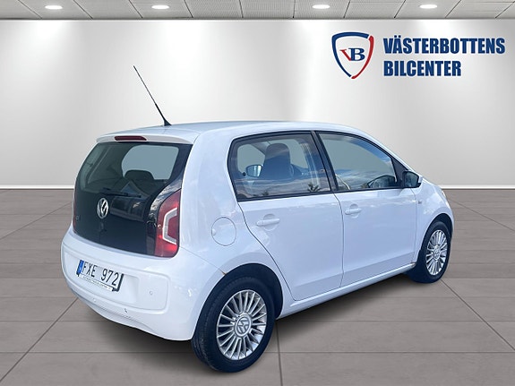Volkswagen UP! 3 of 10