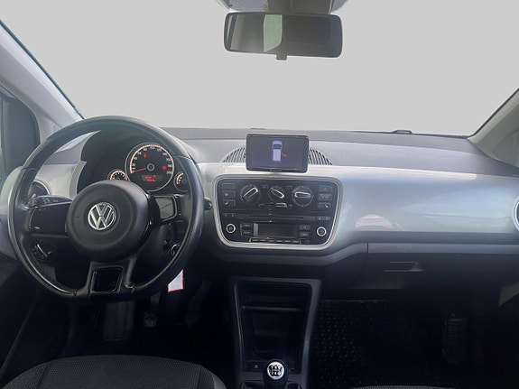 Volkswagen UP! 6 of 10