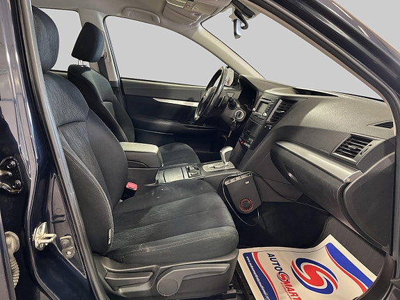 Subaru Outback 4 of 9