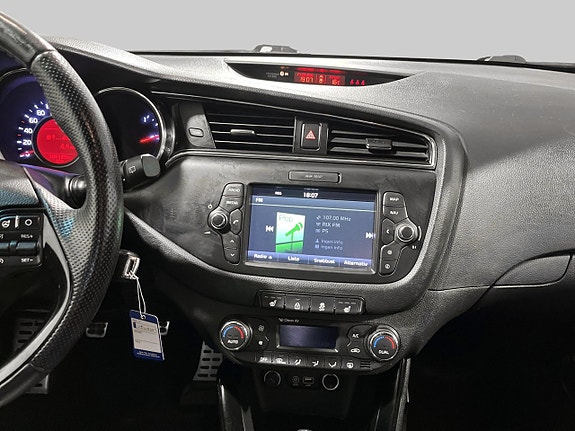 Kia Ceed 8 of 9