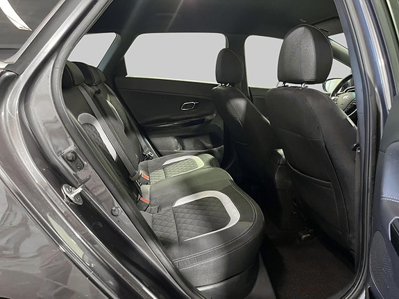 Kia Ceed 5 of 9