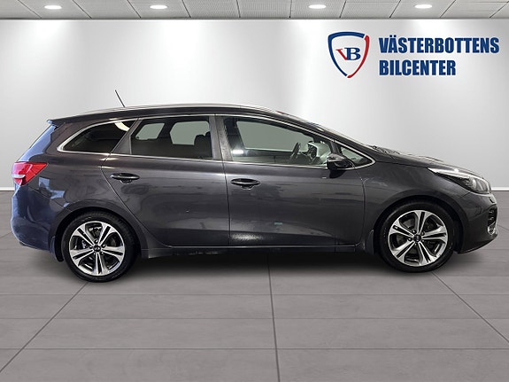 Kia Ceed 2 of 9
