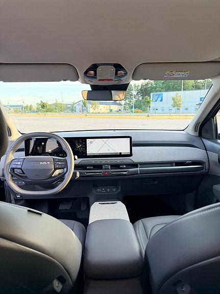 Kia EV3 7 of 14