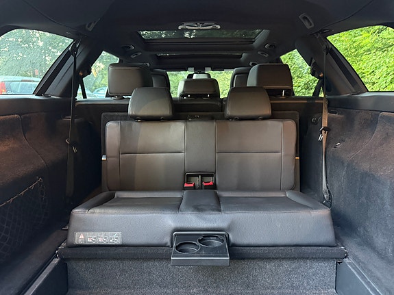 Mercedes-Benz E220 23 of 24