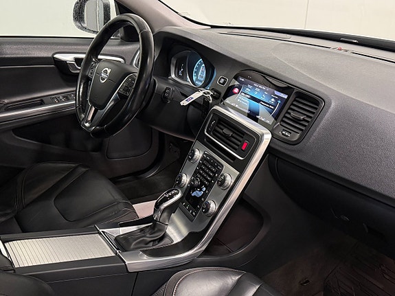 Volvo V60 7 of 19