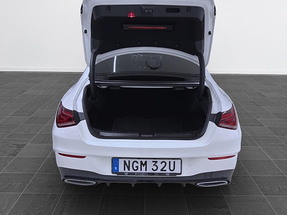 Mercedes-Benz CLA200 d 7 of 17