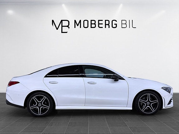 Mercedes-Benz CLA200 d 4 of 17